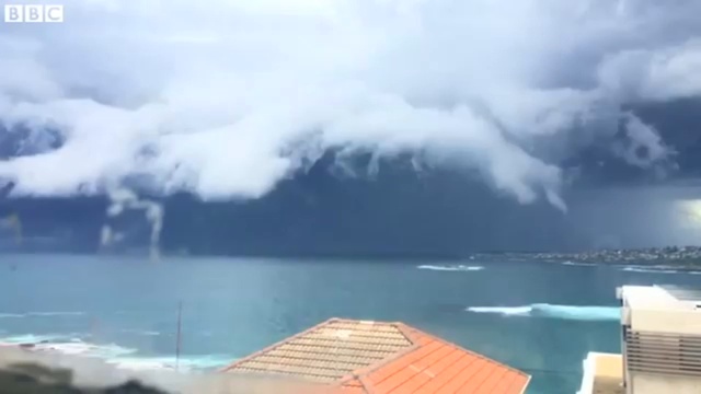Грозовые облака в Сиднее в time-lapse смотреть онлайн