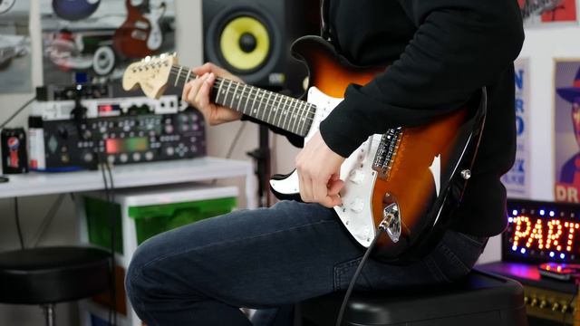 How Good is the Squier Affinity Series Stratocaster Electric? смотреть онлайн