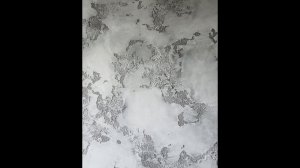 Декоративная штукатурка карта мира под венецианкой с полуматовым эффектом.