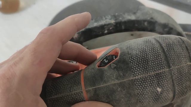 Отзыв о виброшлифмашине AEG FS250