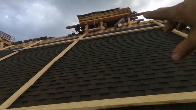 ЗАКОНЧИЛИ КРЫШУ, МЯГКАЯ ЧЕРЕПИЦА ШИНГЛАС, ТЕХНОНИКОЛЬ,, смотреть онлайн