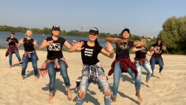 Zumba BOOM ?  Зумба танец. Фитнес для души и тела. Танцы на пляже ?.