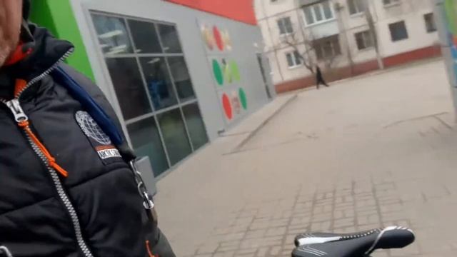 Велопарковки в Волгограде. Спортмастер, Триал Спорт, Акварель. смотреть онлайн