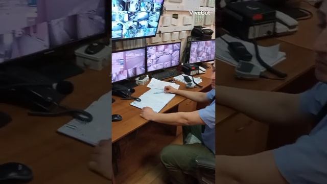 Один день управляющего многоквартирным домом смотреть онлайн