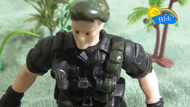 Домашние сражения игрушек ↑ Военные солдатики, нёрфы, наряд по столовой ↑ Обзор игрушек смотреть онлайн