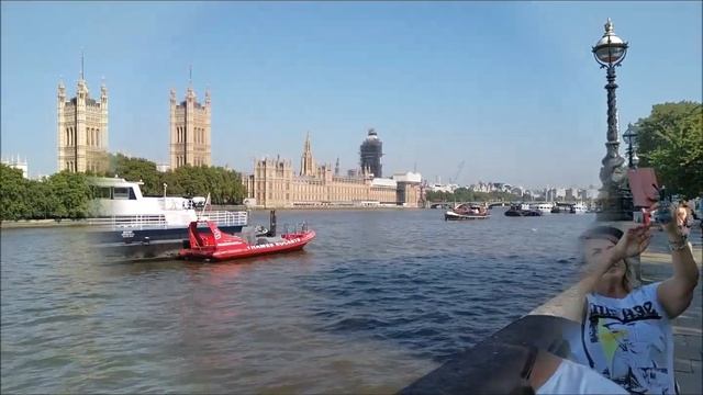 Вид на Парламент и Биг Бен смотреть онлайн