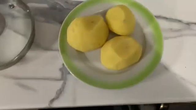 Кулинарное шоу "Покашеварим". Грибной крем-суп! смотреть онлайн