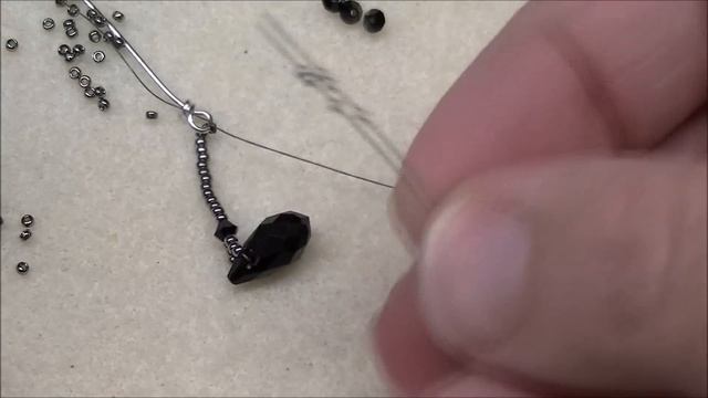 Delightful Drop Earrings смотреть онлайн