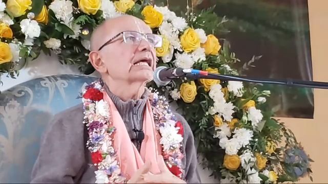 Лекция на Радхаштами. Бхакти Вигьяна Госвами Махарадж.4.9.22 смотреть онлайн