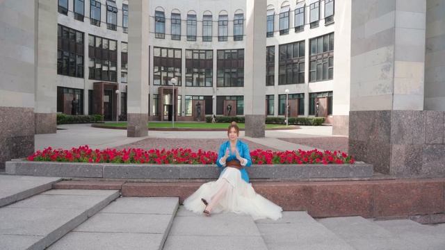 Самый простой шаг к новому. Как генерировать красоту вокруг себя? смотреть онлайн