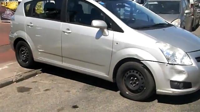 TOYOTA COROLLA VERSO 2.0 D4D 136CV 7 PLAZAS смотреть онлайн