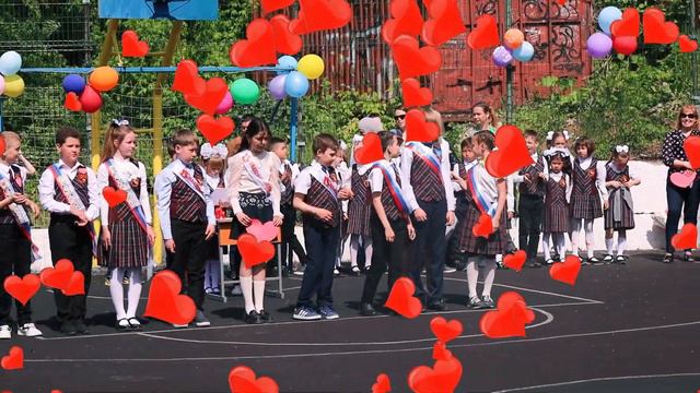 25.05.23 Владивосток, Последний звонок, школа №10, 4 "В" класс. смотреть онлайн