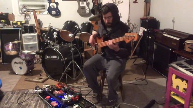 Don’t Worry Be Happy - Fretless Bass w/ Looper смотреть онлайн