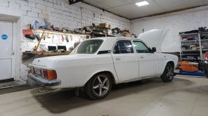 перетяжка черных сидений на 3102 , волга преобразилась