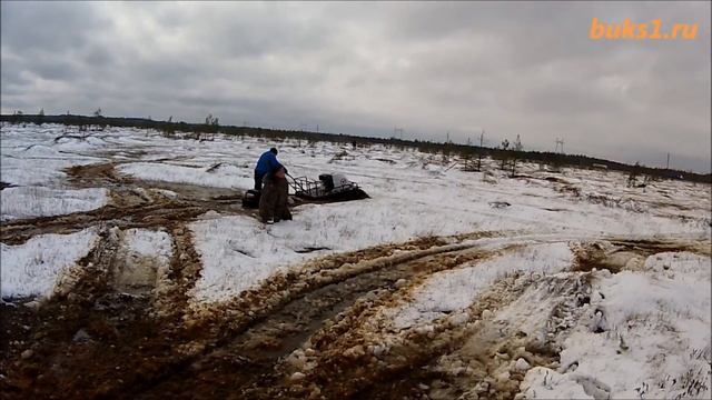 Мотобуксировщик, 15 лс, Ураган Медведь, 3-и гуськи. Топкое болото и снег.