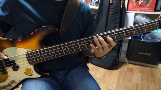 #031 Money For Nothing - Dire Straits / Rockschool Bass Grade.3