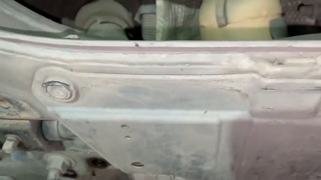 Замена втулок стабилизатора на Тойота Приус Альфа смотреть онлайн