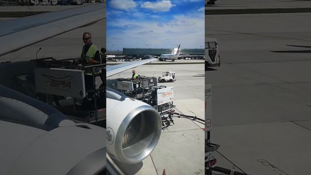 Refueling an Air France Airbus A320 at Paris Roissy Charles de Gaulle airport смотреть онлайн