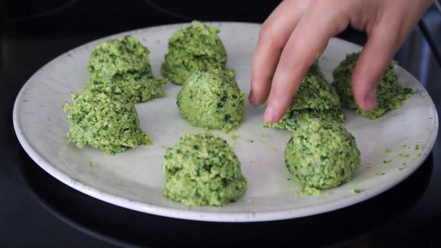 THE BEST FALAFEL - crispy fried, vegan + gf 🥙 смотреть онлайн
