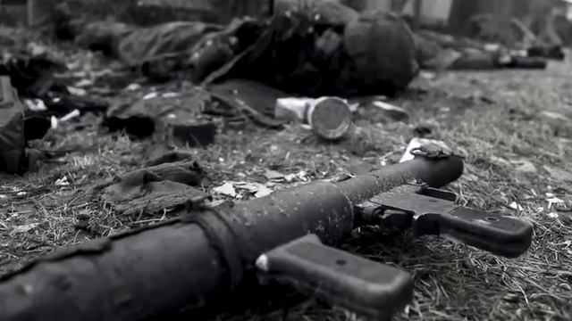 Русский солдат умирает решая проблемы неизвестных ему людей. смотреть онлайн