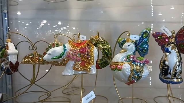 Ёлочные игрушки, что осталось после праздников в магазине редких игрушек. #Ёлочныеигрушки #Новыйгод смотреть онлайн