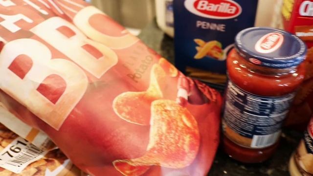 GROCERY HAUL ON A BUDGET // FAMILY OF 4 // CLEANING MOTIVATION