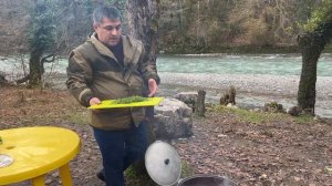 Как пожарить креветки вкусно? Рецепт в казане на костре, креветки