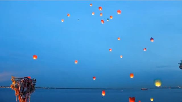 Запуск небесных фонариков,14 июля, Саратов смотреть онлайн