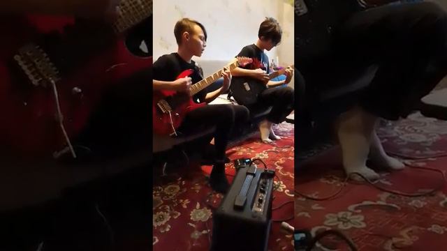 Кавер на песню Внезапная голова спасибо @ArtemGuitar941 смотреть онлайн