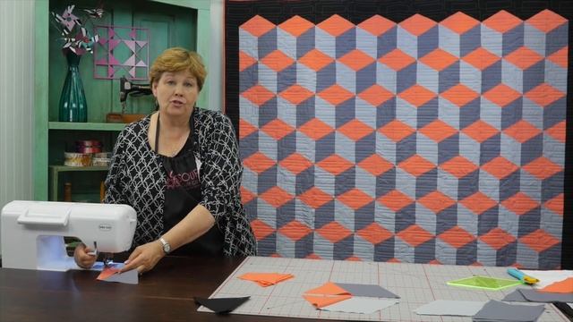 Make a Rhombus Cube Quilt the EASY Way with Jenny Doan of Missouri Star! (Video Tutorial) смотреть онлайн