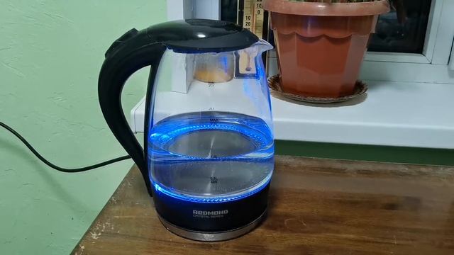 Обзор на классный недорогой чайник REDMOND rk-g161 смотреть онлайн