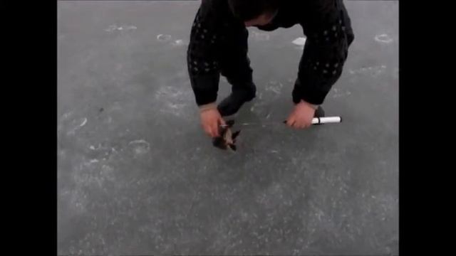 Зимняя Рыбалка. Конец зимнего сезона оз Шайтанское смотреть онлайн