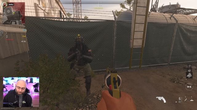 Jokes in Hide n' Seek #3 - MW2 смотреть онлайн