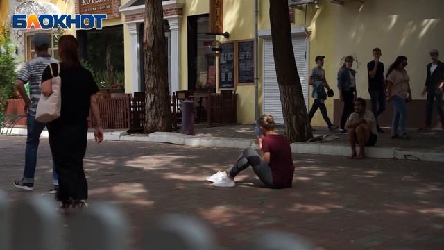 Социальный эксперимент: готовы ли астраханцы оказать первую помощь незнакомцу смотреть онлайн