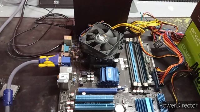 Intel Quad Core Processor (Q8300) смотреть онлайн