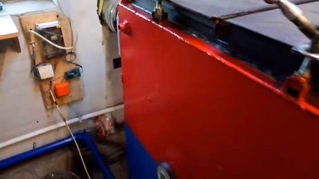 Топлю щепой !!! смотреть онлайн