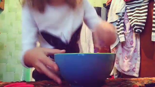 SLIME BALLOON CHALLENGE) Лизун НЕ получился ~Кинетический песок/Tanea _meow смотреть онлайн
