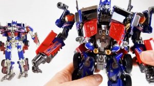 Transformers Leader Optimus Prime XP-14 vs Commander vs Knight of Light LS-03
