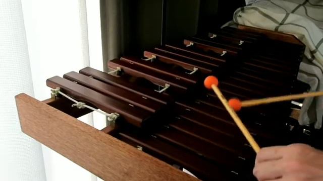 8【KOROGI卓上木琴】desk xylophone improvisation「白鍵ペンタトニック」YAMAHA ME-103 смотреть онлайн