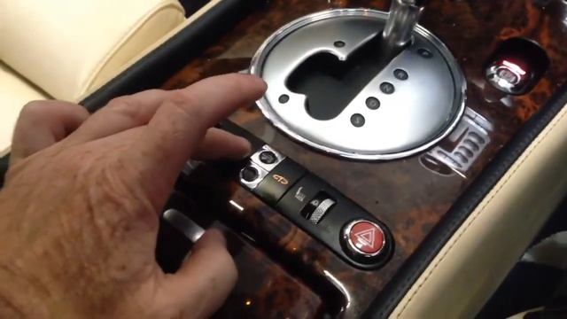 How to put a Bentley Continental GT in 'Jack Mode'Bentley servicing that won't cost a fortune смотреть онлайн