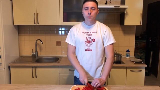 Азиатская кухня | готовим салат с кальмарами |отвал башки | готовим дома смотреть онлайн