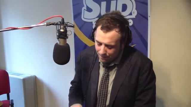 SUD RADIO - Raphael Gualazzi Rainbows смотреть онлайн