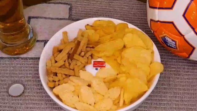 КЕРАМИЧЕСКАЯ ТАРЕЛКА С ДОМИКОМ