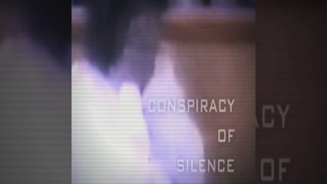 Think Of The Children - The World Is Run By Paedophiles! смотреть онлайн