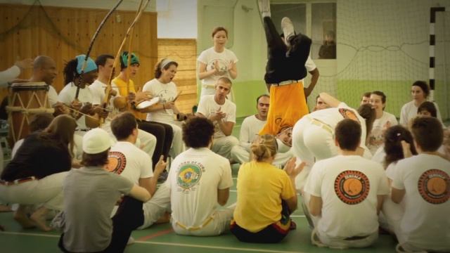 Senzala de Capoeira Moscow e Amigos смотреть онлайн