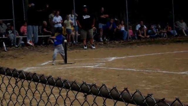Aleena's 1st T-Ball Game смотреть онлайн