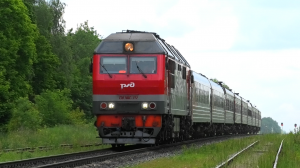 ТЭП70БС-272 со скорым поездом "Дневной экспресс" Пенза - Москва