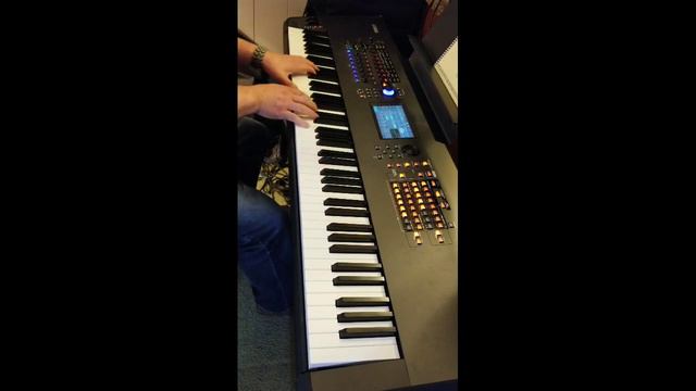 Down From His Glory / O' Solo Mio смотреть онлайн