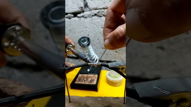 Soldering wire like a pro how to solder wiring смотреть онлайн