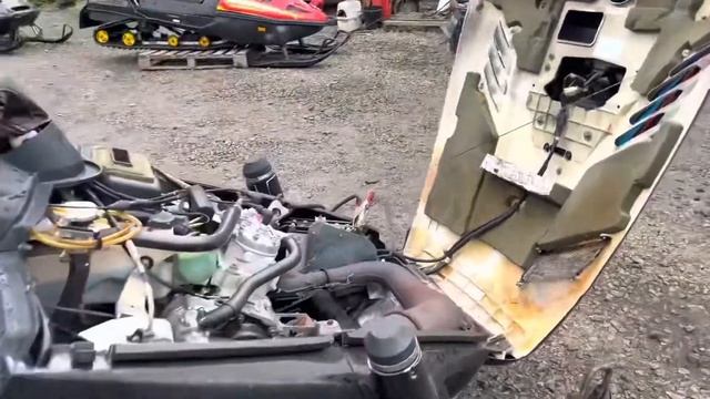 Снегоход Yamaha V-Max 600 смотреть онлайн